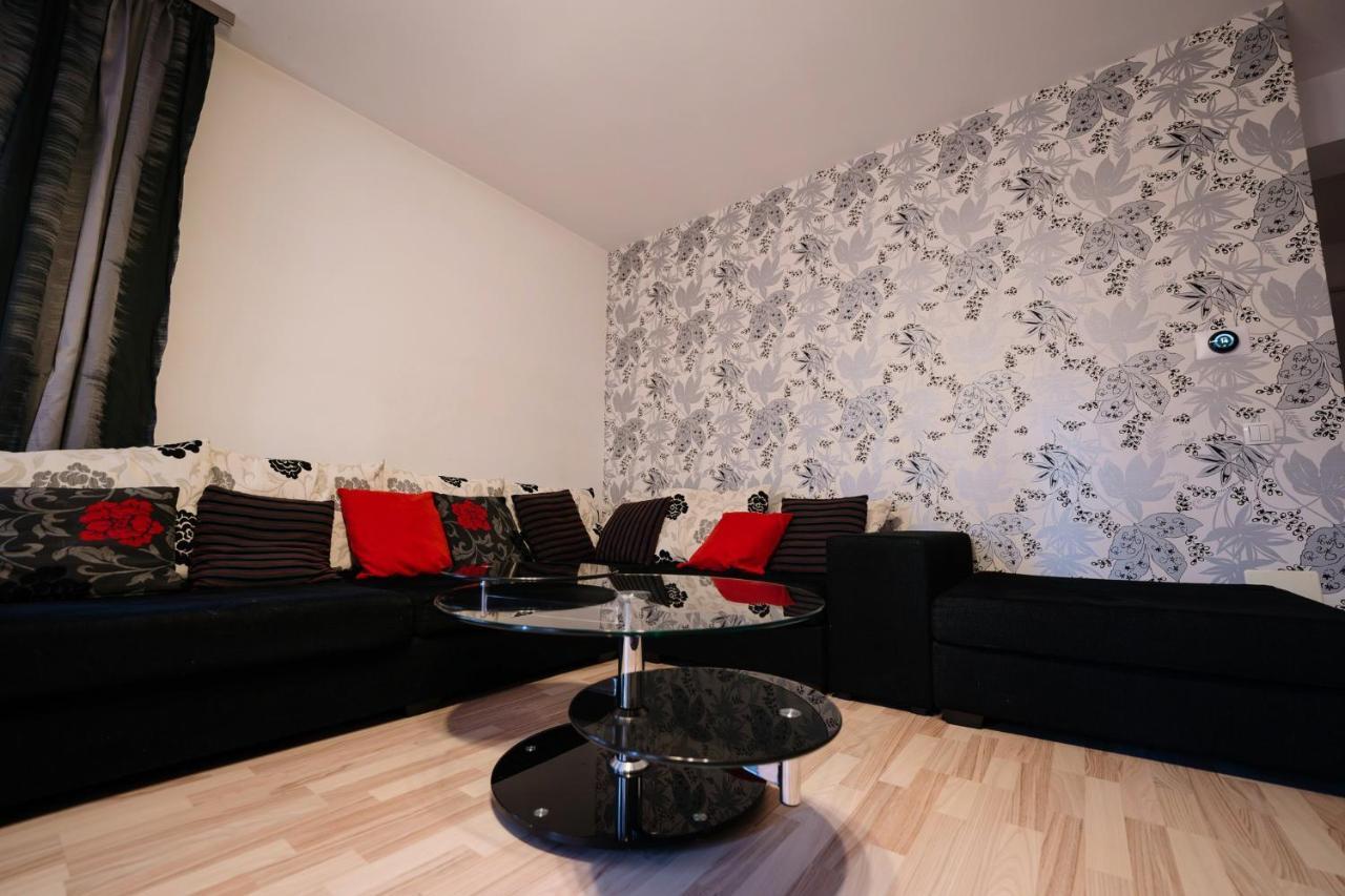 Quiet 3-Room Apt - 2 Parking Spaces - 5 Min Bus Floreşti Exterior foto
