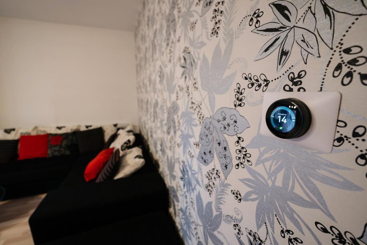 Quiet 3-Room Apt - 2 Parking Spaces - 5 Min Bus Floreşti Exterior foto