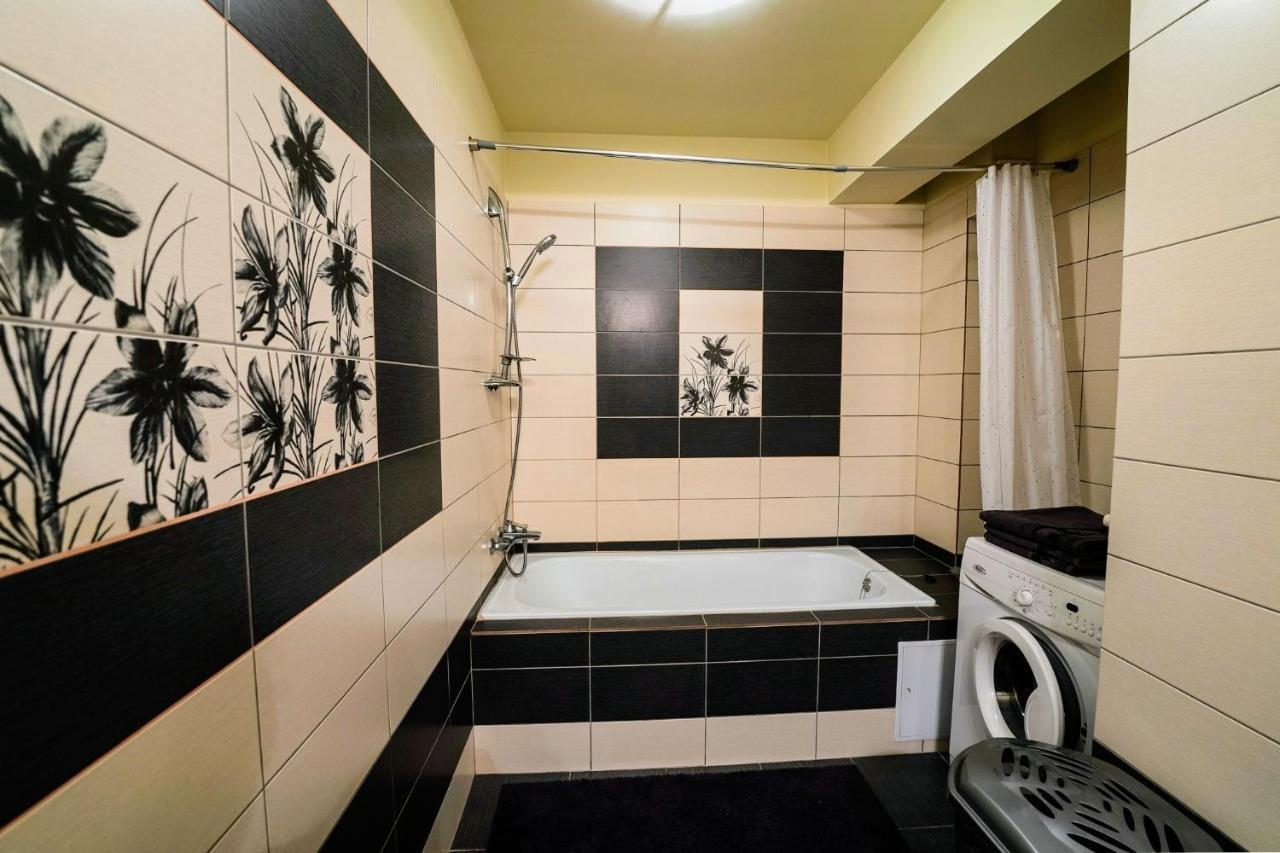 Quiet 3-Room Apt - 2 Parking Spaces - 5 Min Bus Floreşti Exterior foto