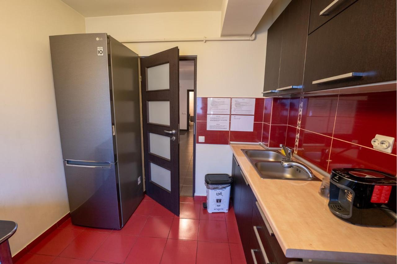 Quiet 3-Room Apt - 2 Parking Spaces - 5 Min Bus Floreşti Exterior foto